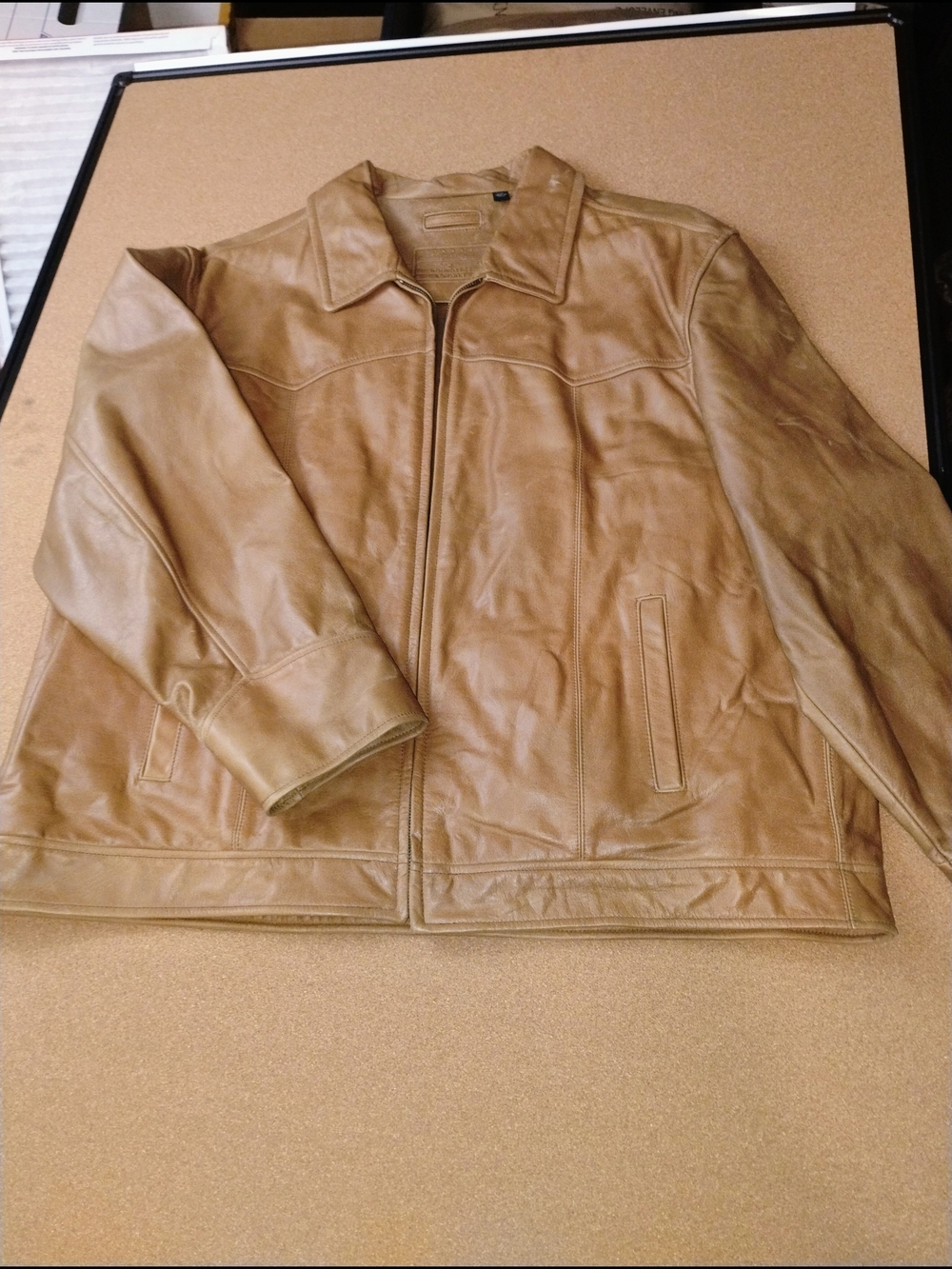 Roundtree & Yorke Men's Light Brown Leather Bomber Jacket